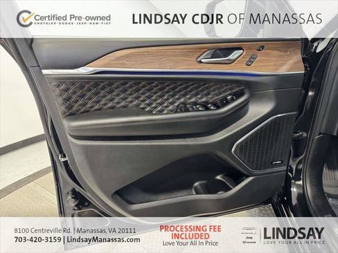 Certified 2023 Jeep Grand Cherokee Summit AWD/4WD image 16