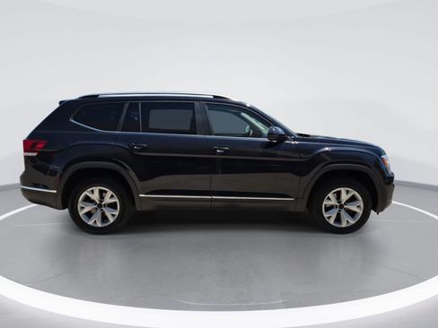 Used 2018 Volkswagen Atlas SEL FWD image 9