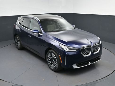 New 2026 BMW X3 xDrive30 w/ Premium Package image 1