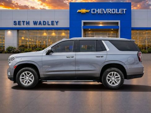 Used 2022 Chevrolet Tahoe LT w/ Luxury Package RWD image 4