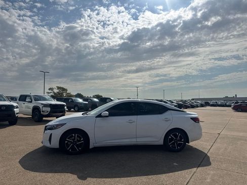 Certified 2025 Nissan Sentra SV w/ All-Weather Package FWD image 13