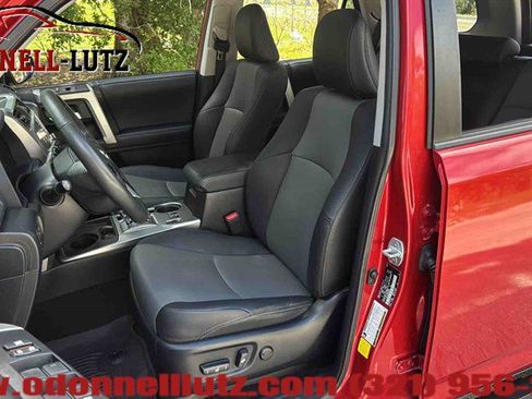 Used 2021 Toyota 4Runner SR5 Premium w/ Moonroof Package RWD image 13