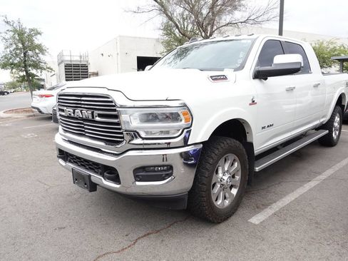 Used 2019 RAM 2500 Laramie AWD/4WD image 4