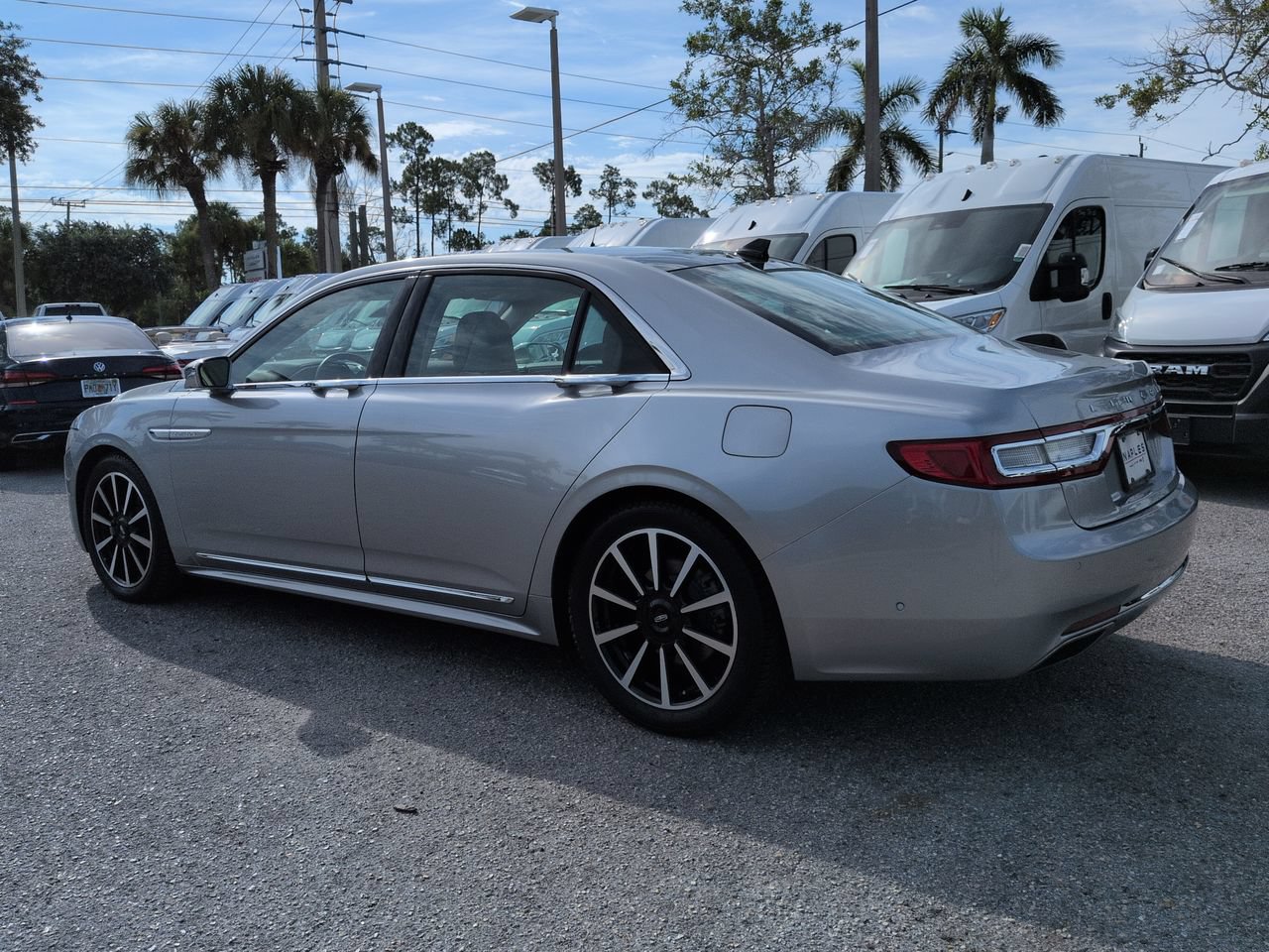 Used 2020 Lincoln Continental Reserve FWD image 7
