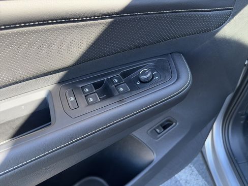 New 2026 Volkswagen Atlas SEL Premium R-Line image 11