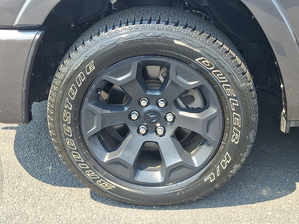 Used 2025 RAM 1500 Big Horn AWD/4WD image 8
