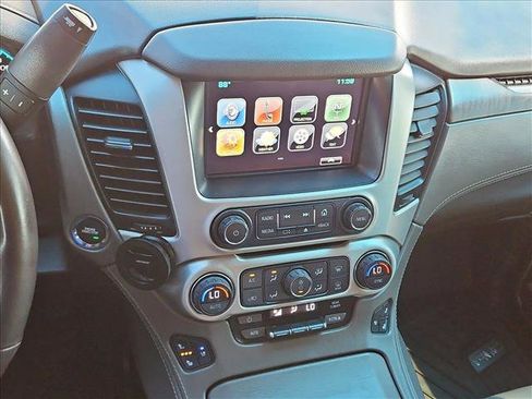 Used 2018 GMC Yukon Denali w/ Denali Ultimate Package AWD/4WD image 28