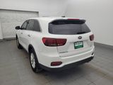 Used 2019 Kia Sorento LX image 5