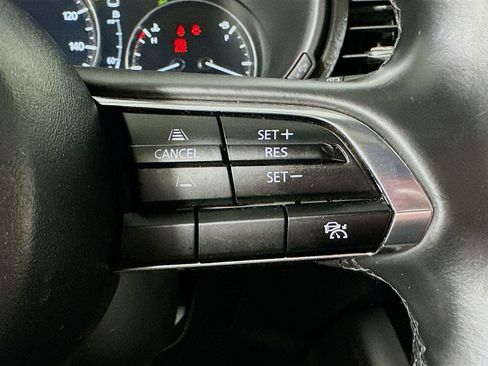 Used 2024 MAZDA MAZDA3 s FWD image 23