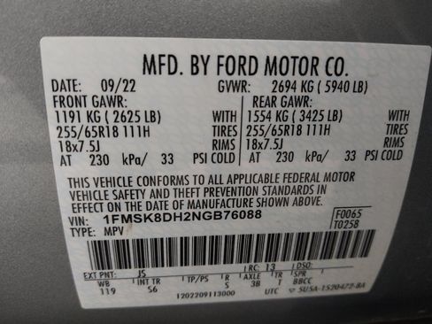 Used 2022 Ford Explorer XLT w/ Equipment Group 202A AWD/4WD image 33