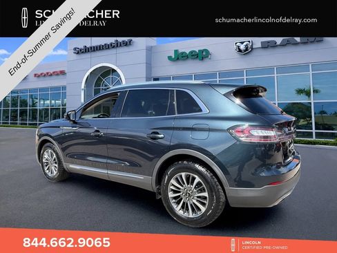 Used 2023 Lincoln Nautilus FWD w/ Premium Package image 5