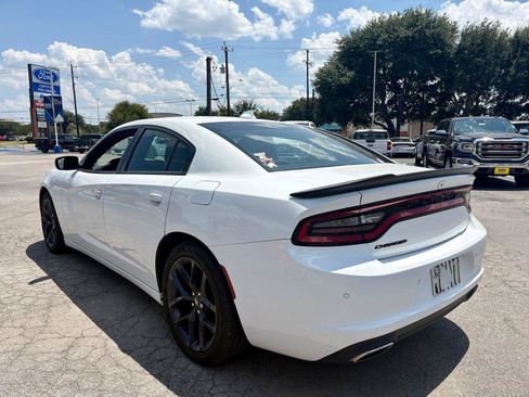 Used 2023 Dodge Charger SXT w/ Blacktop Package RWD image 3