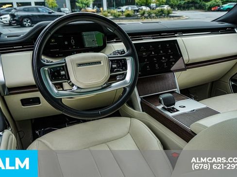 Used 2025 Land Rover Range Rover Long Wheelbase SE AWD/4WD image 28