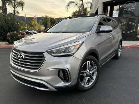 Used 2017 Hyundai Santa Fe Limited image 2