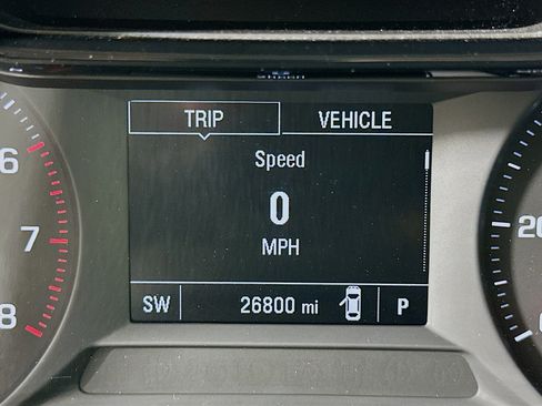 Used 2025 Chevrolet Trax LS image 18