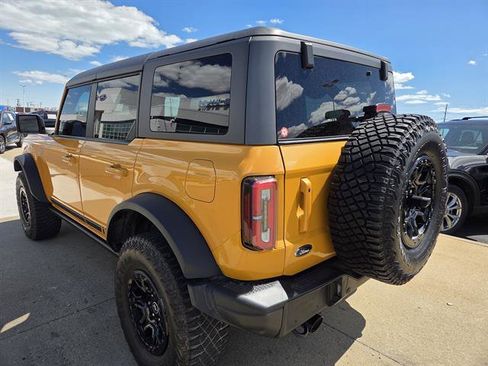 Used 2021 Ford Bronco First Edition AWD/4WD image 3