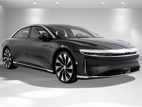 Used 2023 Lucid Air Touring image 6