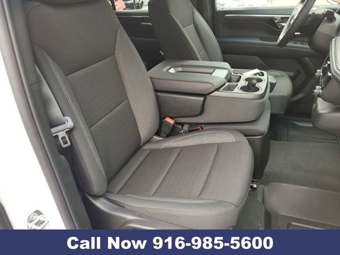 New 2026 Chevrolet Tahoe LS image 32