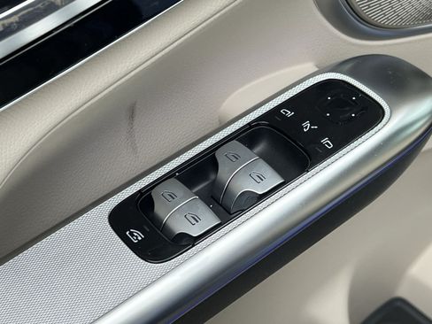 New 2026 Mercedes-Benz GLC 300 4MATIC image 13