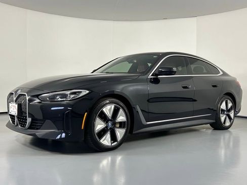 Used 2023 BMW i4 eDrive35 w/ Premium Package image 3
