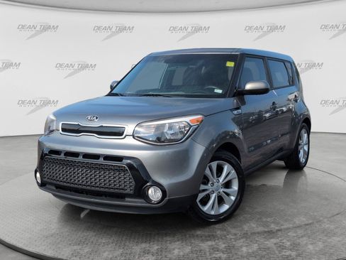 Used 2016 Kia Soul + FWD image 3