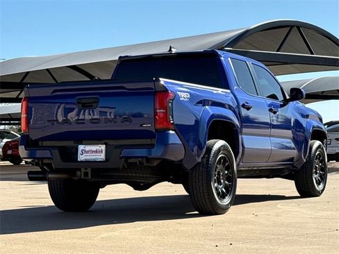 Used 2024 Toyota Tacoma TRD Sport image 9