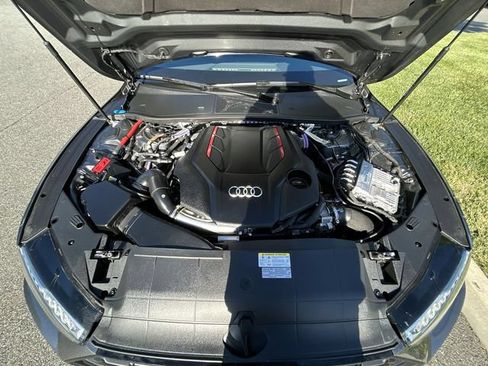 Used 2025 Audi S7 Premium Plus AWD/4WD image 14