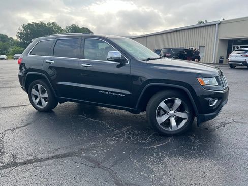 Used 2015 Jeep Grand Cherokee Limited w/ Trailer Tow Group IV AWD/4WD image 2