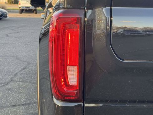 Used 2023 GMC Sierra 1500 AT4X image 14