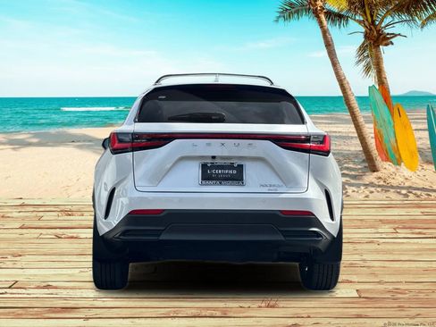 Used 2025 Lexus NX 350h AWD w/ Premium Package image 5