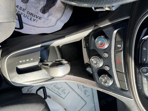 Used 2020 Chevrolet Trax LT image 22