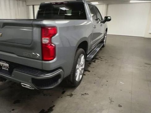 Certified 2024 Chevrolet Silverado 1500 High Country w/ High Country Premium Package AWD/4WD image 8