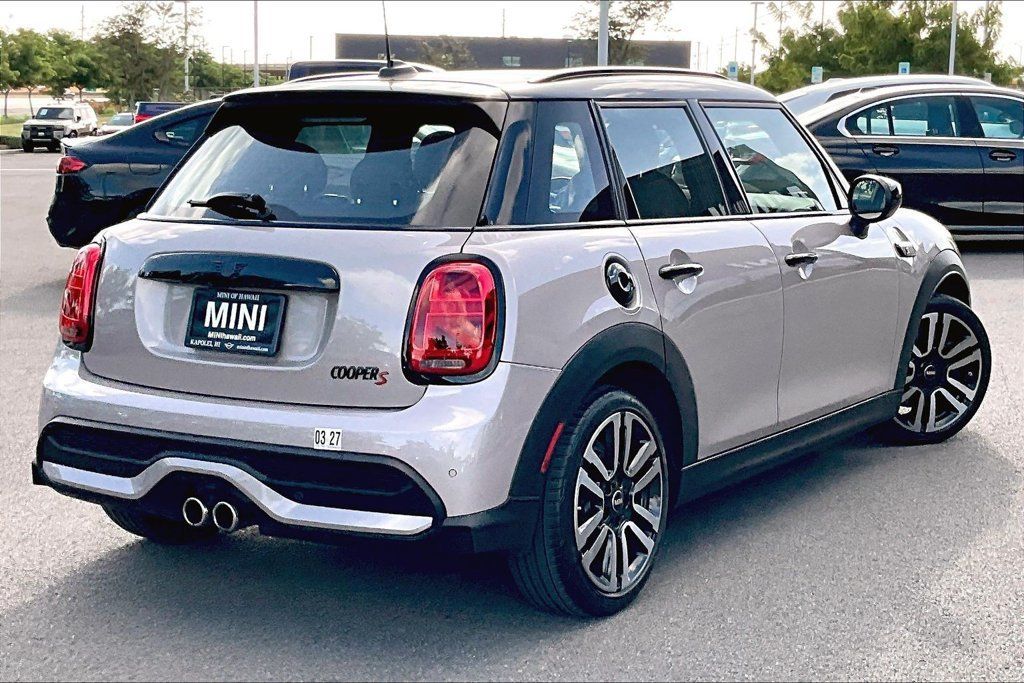 Used 2022 MINI Cooper S FWD image 13