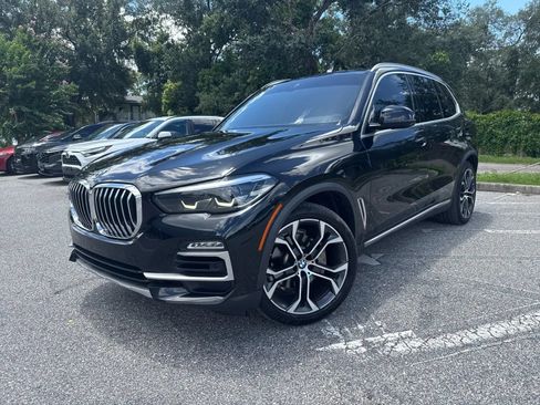 Used 2021 BMW X5 sDrive40i w/ Premium Package RWD image 3
