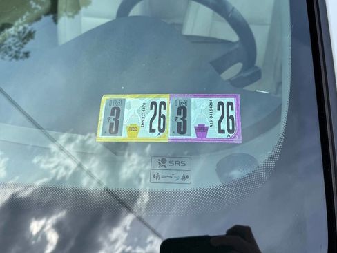 Used 2013 Volvo C70 T5 image 3