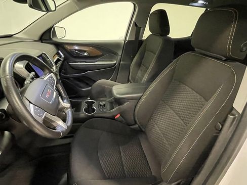 Used 2020 GMC Terrain SLE w/ Driver Convenience Package FWD image 3