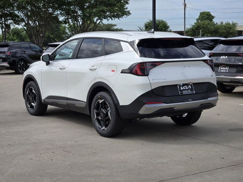 New 2026 Kia Sportage EX AWD/4WD image 4