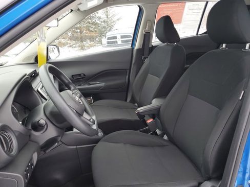 Certified 2024 Nissan Kicks S image 5