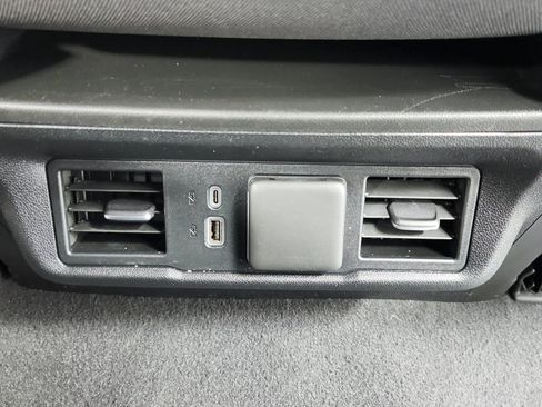 Used 2024 GMC Sierra 1500 SLE AWD/4WD image 38