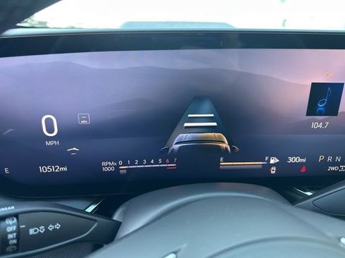 Used 2025 Buick Envision Preferred image 16