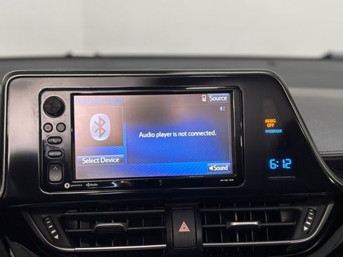 Used 2018 Toyota C-HR XLE image 15