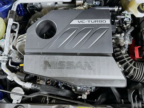 Used 2023 Nissan Rogue SL w/ SL Premium Package image 34