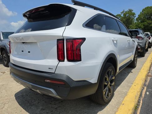 Certified 2023 Kia Sorento SX Prestige AWD/4WD image 15