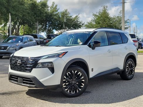 Certified 2026 Nissan Rogue Dark Armor AWD/4WD image 32