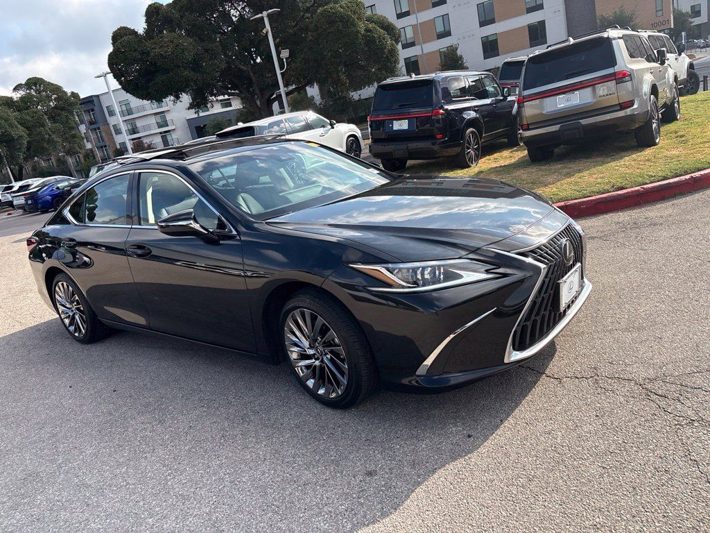 Used 2024 Lexus ES 350 w/ Technology Package FWD image 7