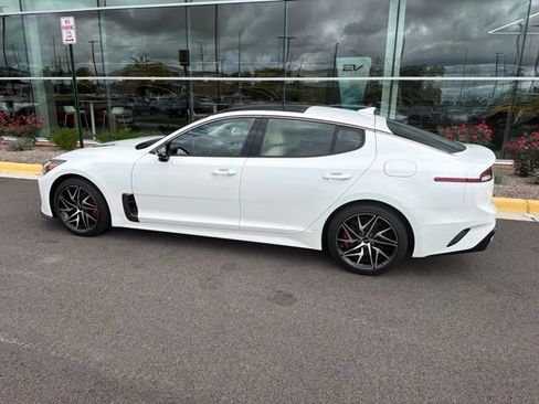 Used 2022 Kia Stinger GT-Line w/ Sun & Sound Package AWD/4WD image 18