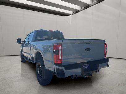 New 2026 Ford F350 Lariat w/ Tremor Off-Road Package