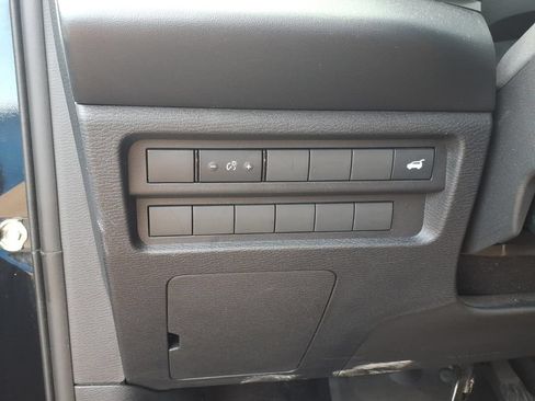 Used 2025 Mitsubishi Outlander SE FWD image 22