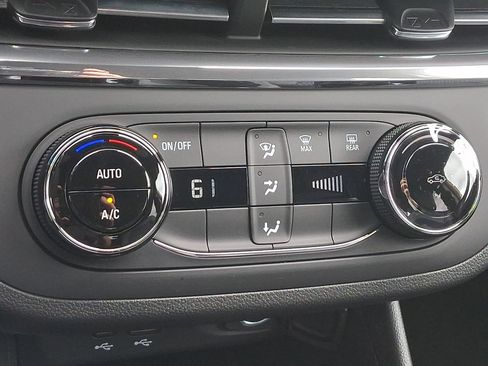 New 2026 Buick Envista Preferred w/ Convenience II Package FWD image 15