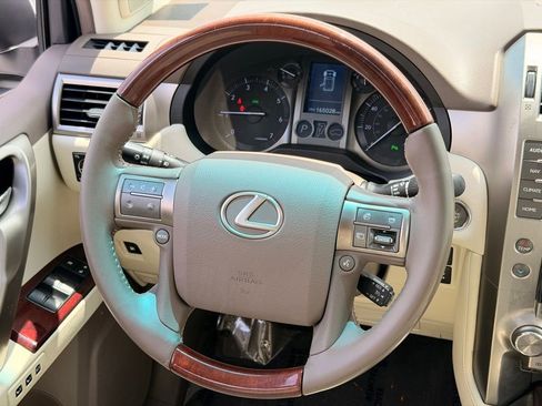 Used 2015 Lexus GX 460 w/ Premium Package AWD/4WD image 20